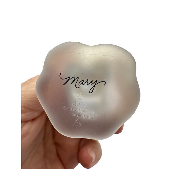 Hallmark Keepsake Angel Ornament Marys Angels Poinsettia 2013 #26 Flower Christm - Picture 6 of 6